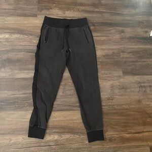 Lululemon black lounge sweats